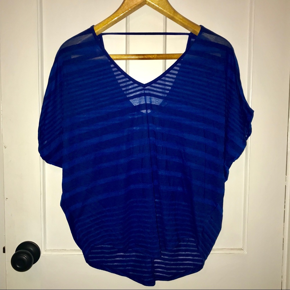 Express M shirt